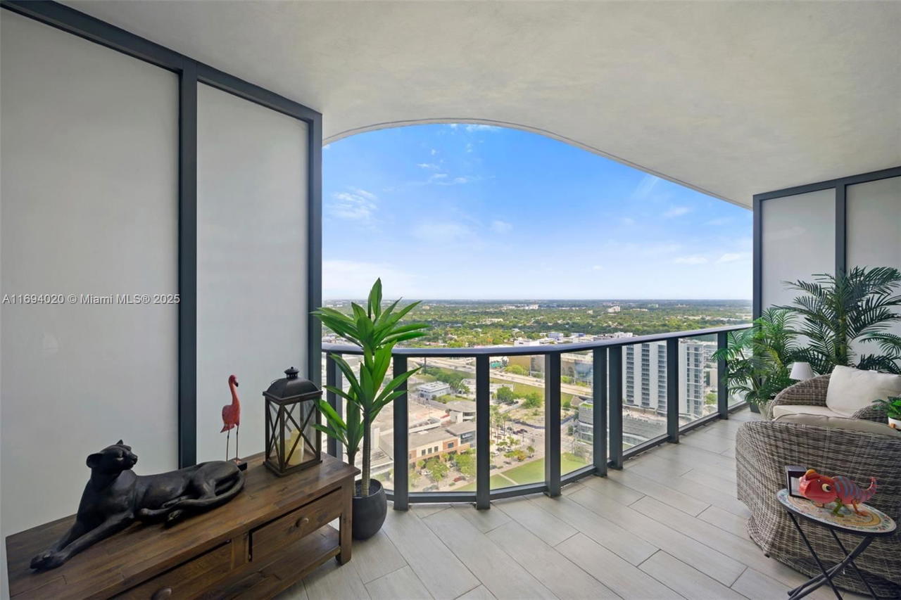 Real estate property located at 121 34th St #3014, Miami-dade, 3401 Midtown Condo, Miami, FL