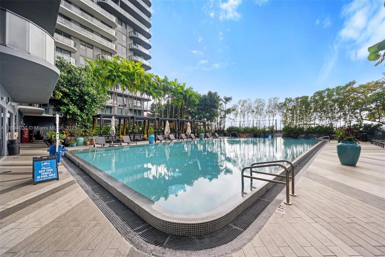 Real estate property located at 121 34th St #3014, Miami-dade, 3401 Midtown Condo, Miami, FL
