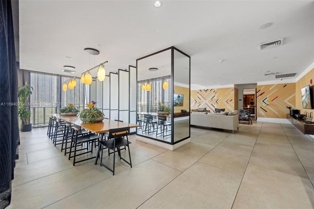 Real estate property located at 121 34th St #3014, Miami-dade, 3401 Midtown Condo, Miami, FL