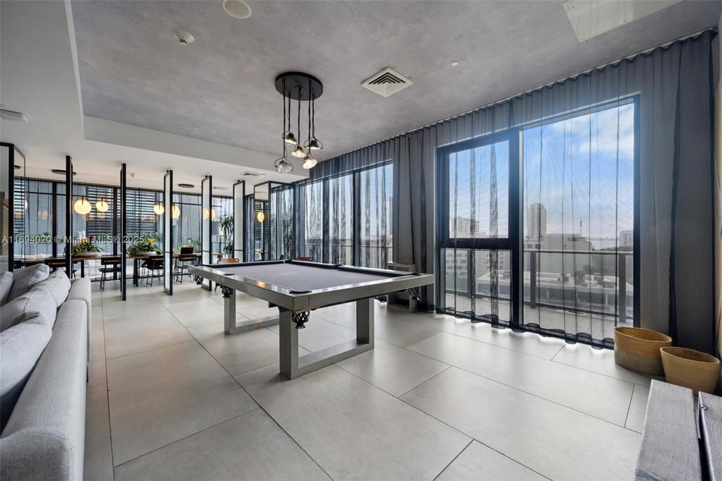 Real estate property located at 121 34th St #3014, Miami-dade, 3401 Midtown Condo, Miami, FL