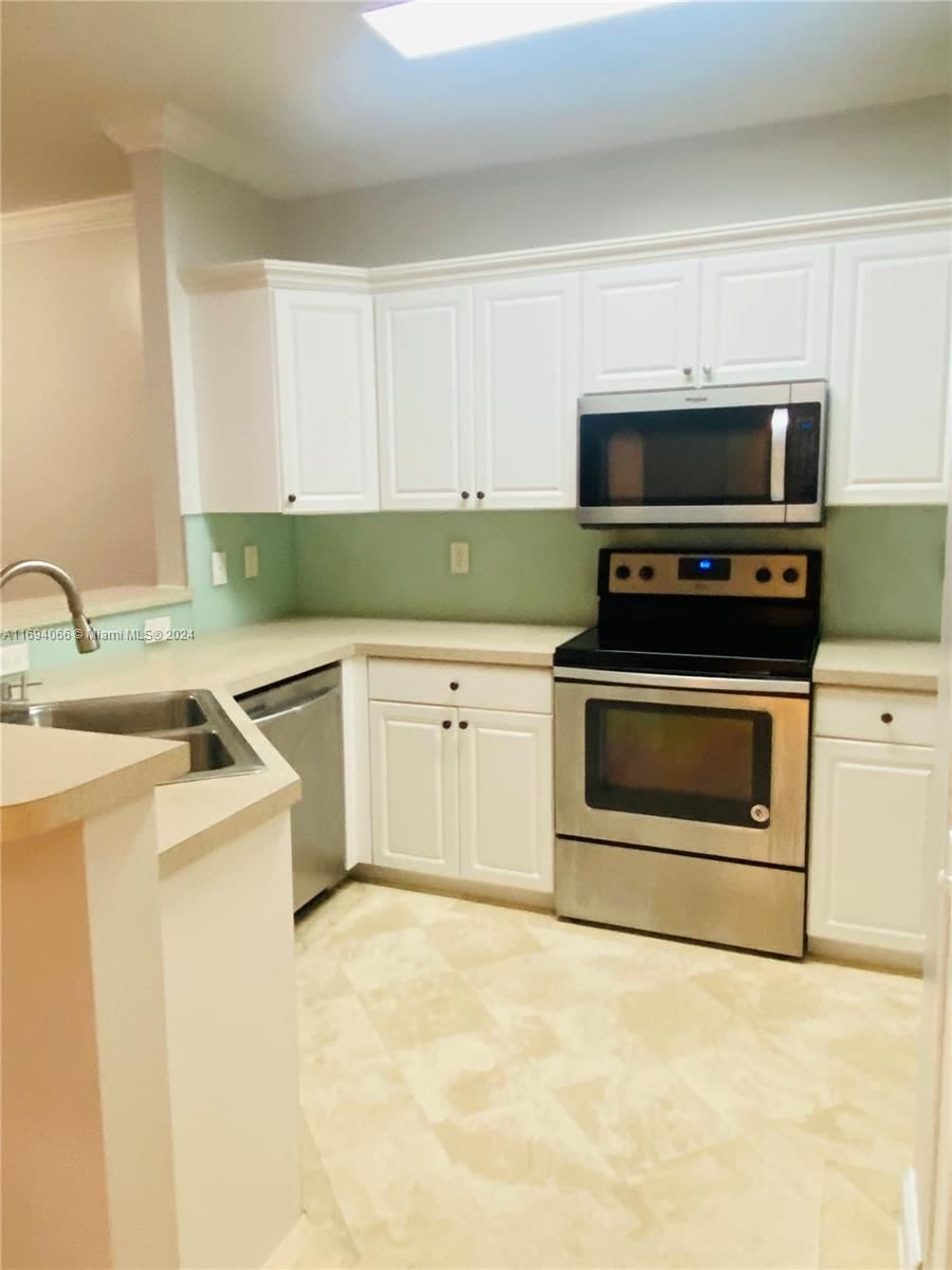 Real estate property located at 4402 160th Ave #926, Broward, El-ad Villaggio Condo Bld, Miramar, FL