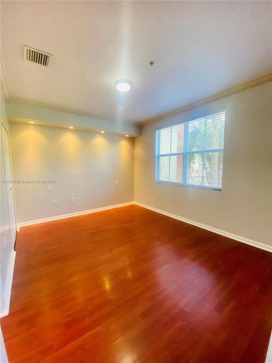 Real estate property located at 4402 160th Ave #926, Broward, El-ad Villaggio Condo Bld, Miramar, FL