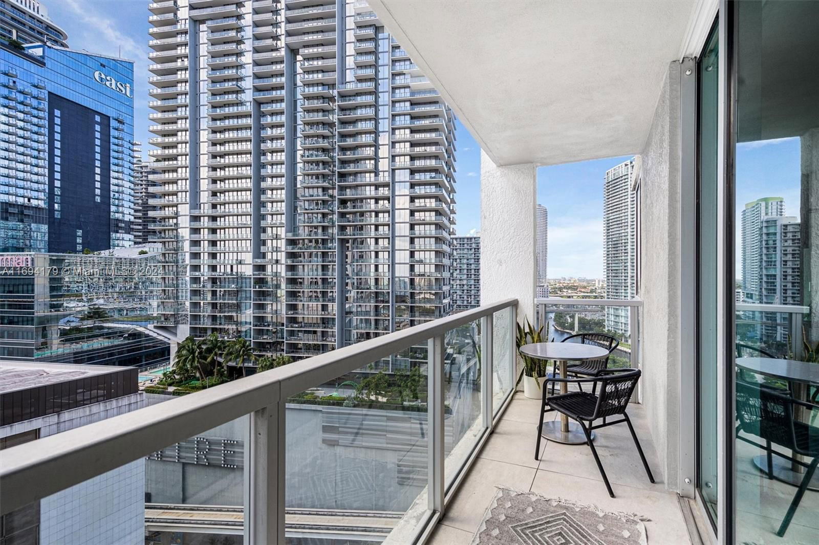 Real estate property located at 55 6th St #2002, Miami-Dade, 500 BRICKELL WEST CONDO, Miami, FL