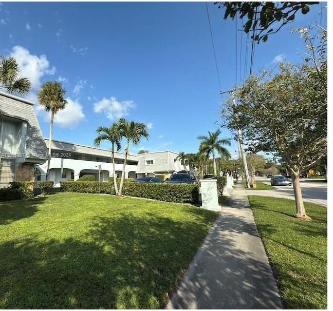 Real estate property located at 4271 5th St #108, Broward, SUNDANCE AT PLANTATION CO, Plantation, FL