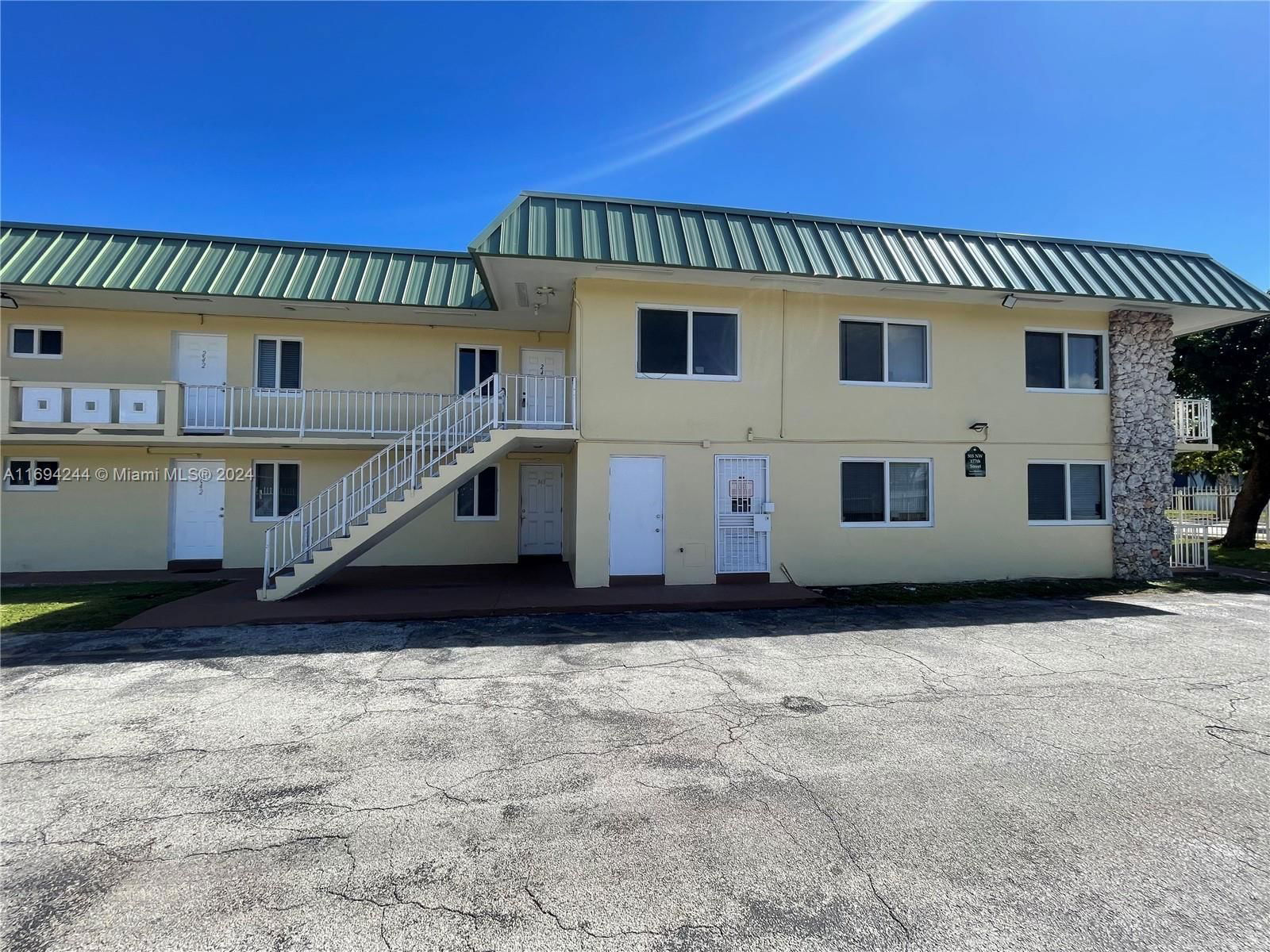 Real estate property located at 505 177th St #243, Miami-Dade, NEW WORLD CONDO APTS IV, Miami Gardens, FL