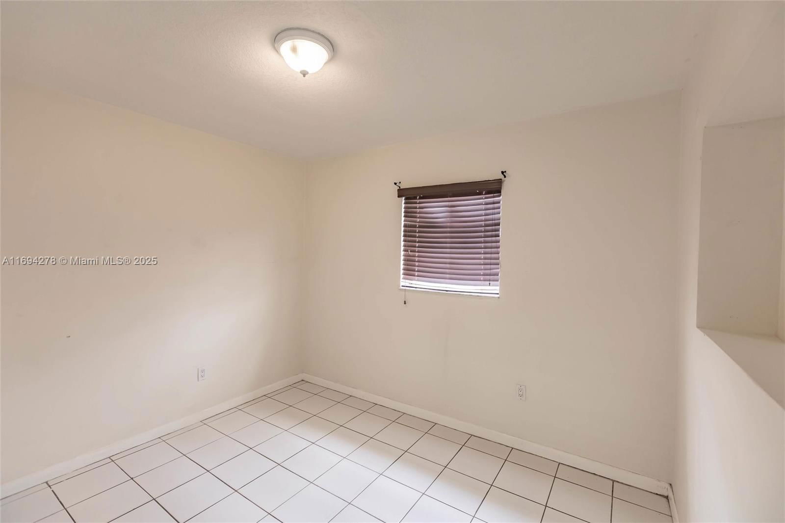 Real estate property located at 521 41st St, Miami-dade, Hialeah 16th Addn, Hialeah, FL