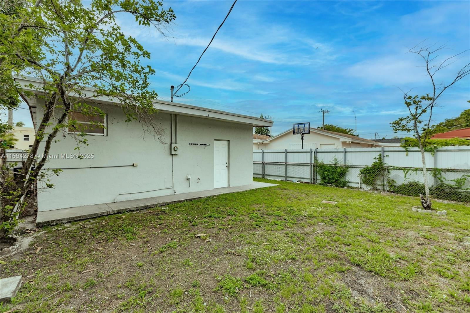 Real estate property located at 521 41st St, Miami-dade, Hialeah 16th Addn, Hialeah, FL