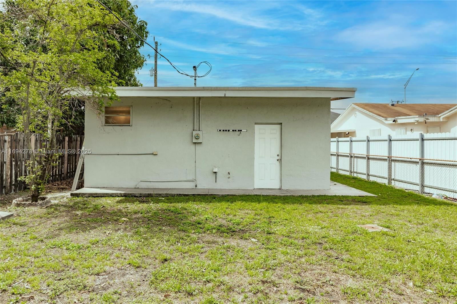 Real estate property located at 521 41st St, Miami-dade, Hialeah 16th Addn, Hialeah, FL