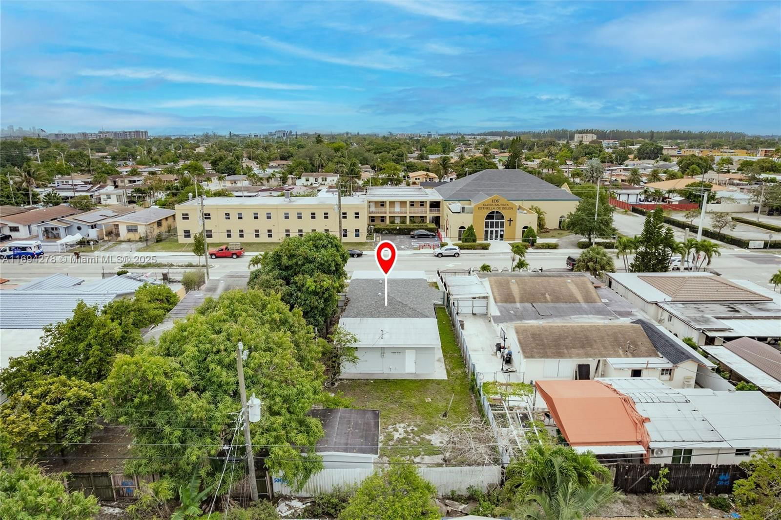 Real estate property located at 521 41st St, Miami-dade, Hialeah 16th Addn, Hialeah, FL