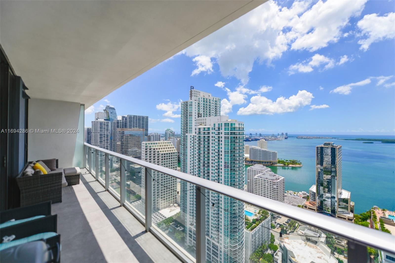 Real estate property located at 1010 Brickell Av #4203, Miami-Dade, 1010 BRICKELL CONDO, Miami, FL