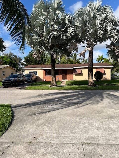 Real estate property located at 51 161st St, Miami-Dade, BISC GARDENS SEC C, Miami, FL