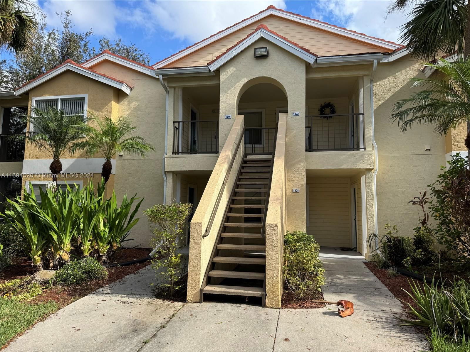 Real estate property located at 12630 Equestrian Cir #1815, Other, VENETIAN PALMS, Other City - In The State Of Florida, FL