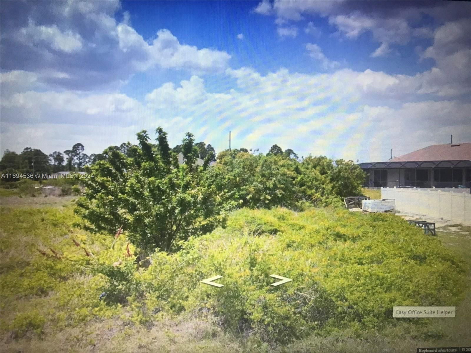 Real estate property located at 718 EUSTON AVE, Lee, LEHIGH ACRES, Lehigh Acres, FL