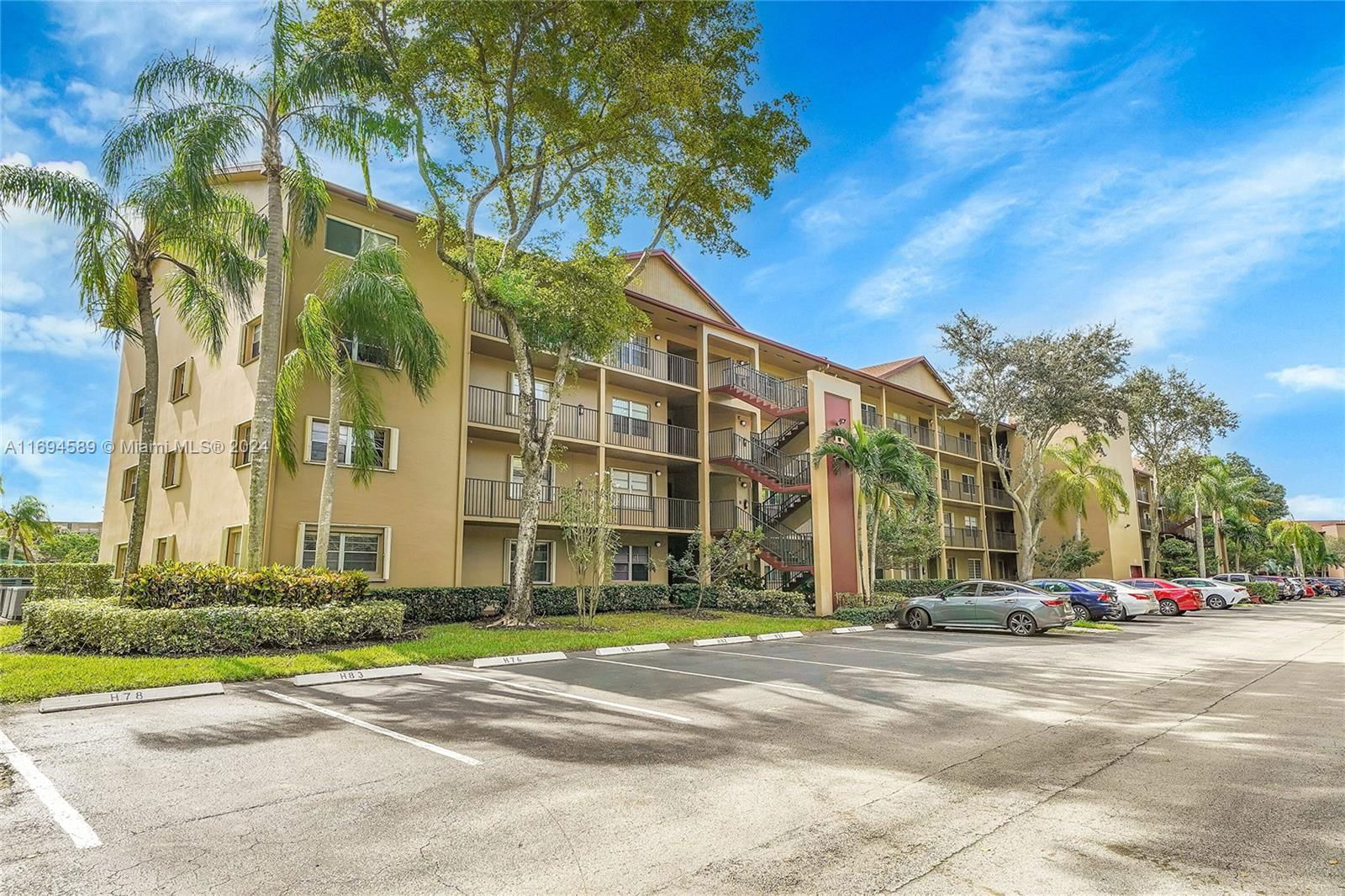 Real estate property located at 12950 4th Ct #403H, Broward, BUCKINGHAM AT CENTURY VIL, Pembroke Pines, FL