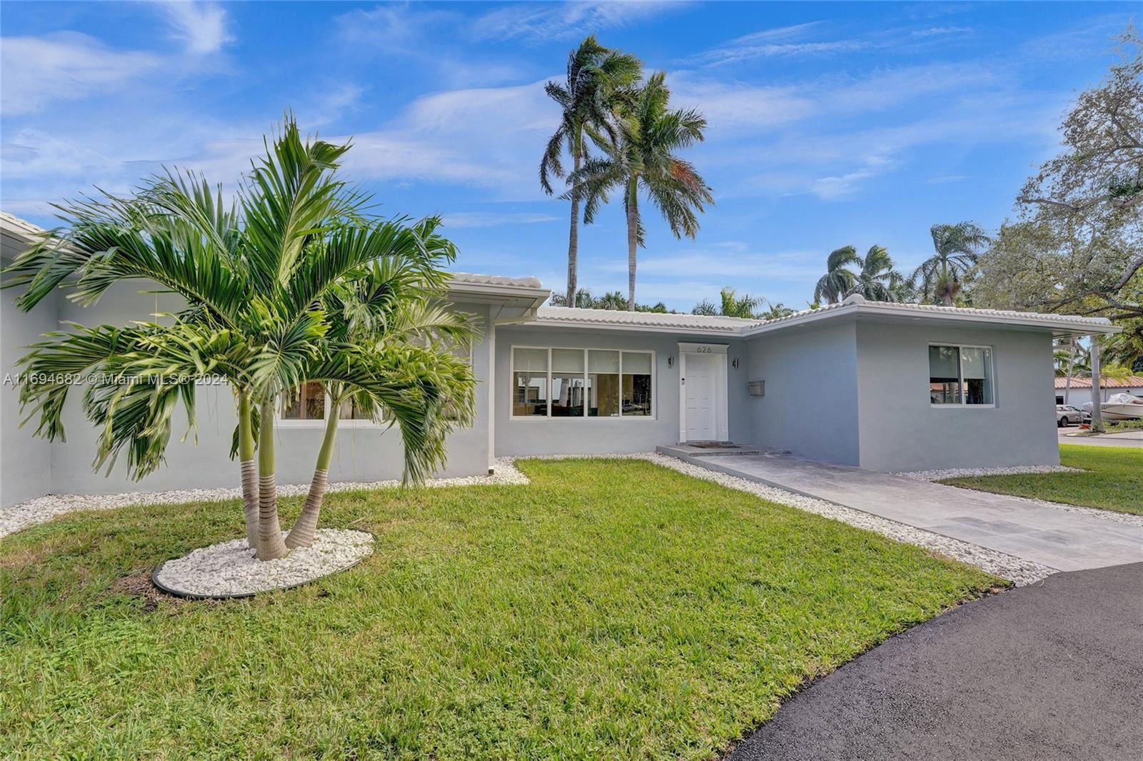 Real estate property located at 626 13th Ave, Broward, HOLLYWOOD LAKES SECTION, Hollywood, FL