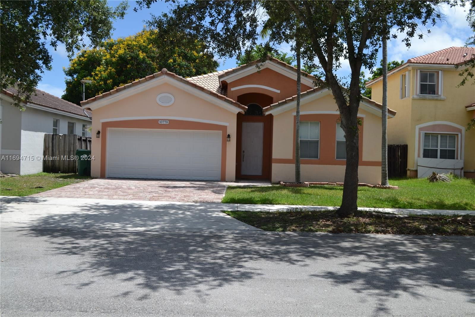 Real estate property located at 10770 245th St, Miami-Dade, VILLAS DEL CAMPO SUB, Homestead, FL