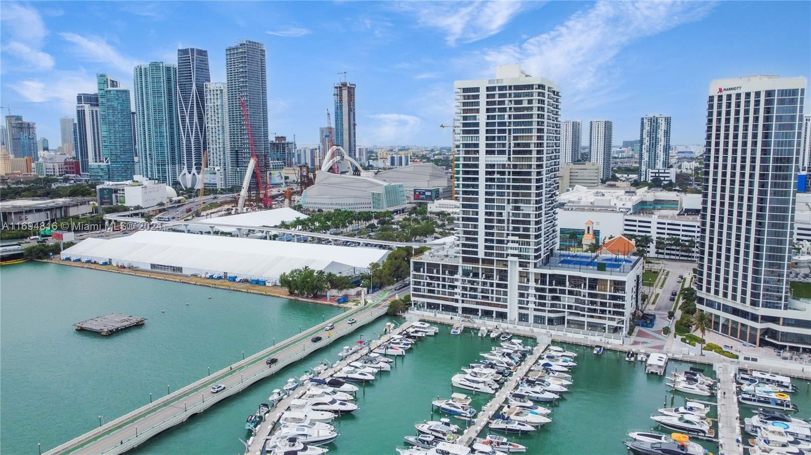 Real estate property located at 555 15th St #31C, Miami-Dade, VENETIA CONDO, Miami, FL