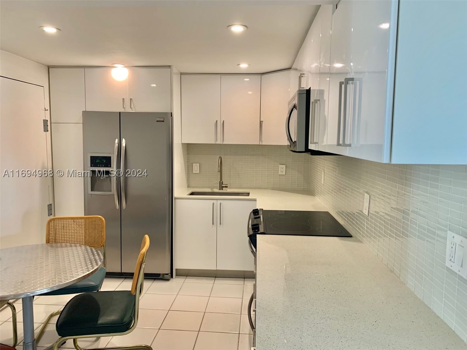 Real estate property located at 1500 Ocean Dr #17E, Broward, Allington Towers North Co, Hollywood, FL