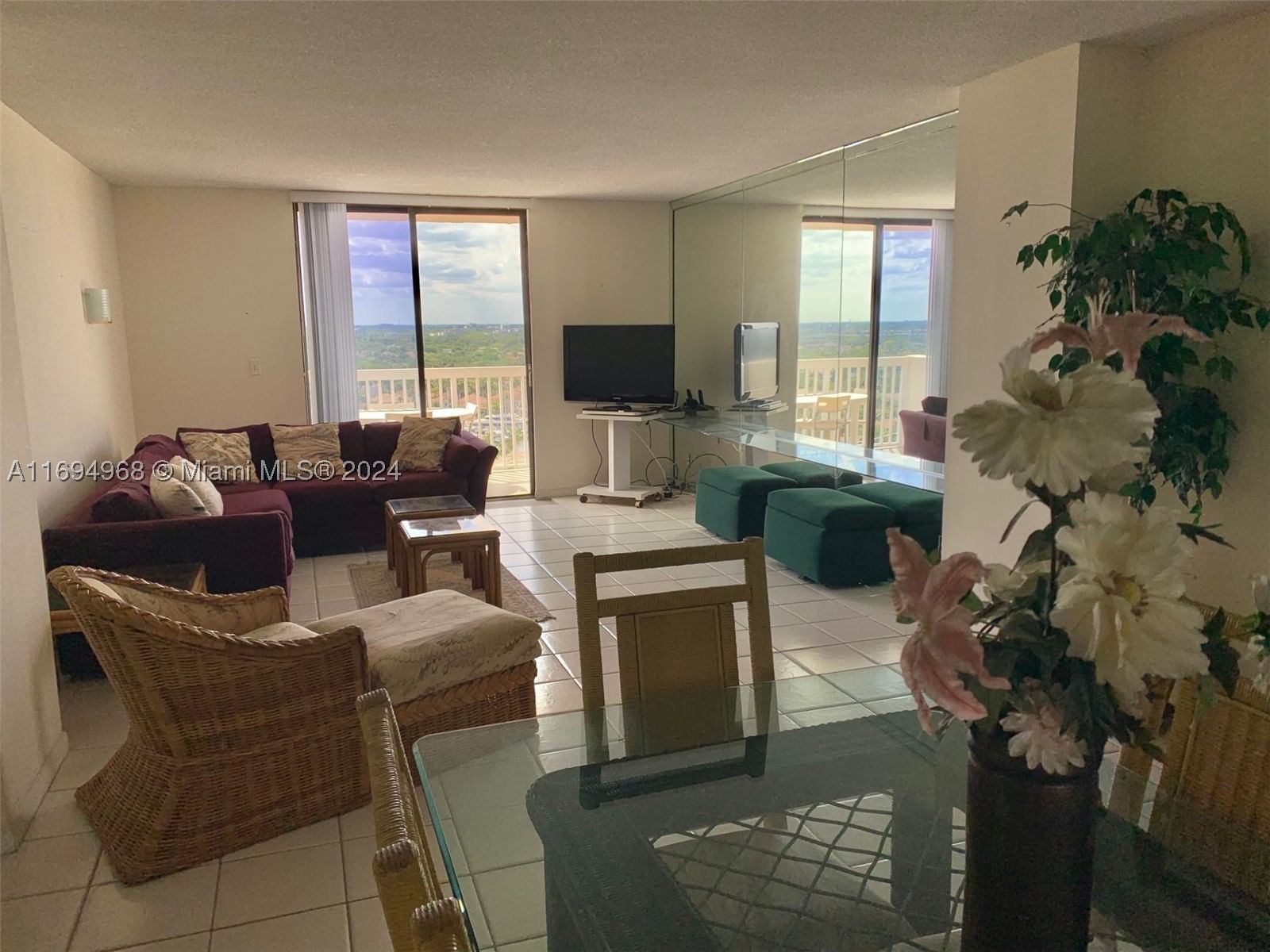 Real estate property located at 1500 Ocean Dr #17E, Broward, Allington Towers North Co, Hollywood, FL