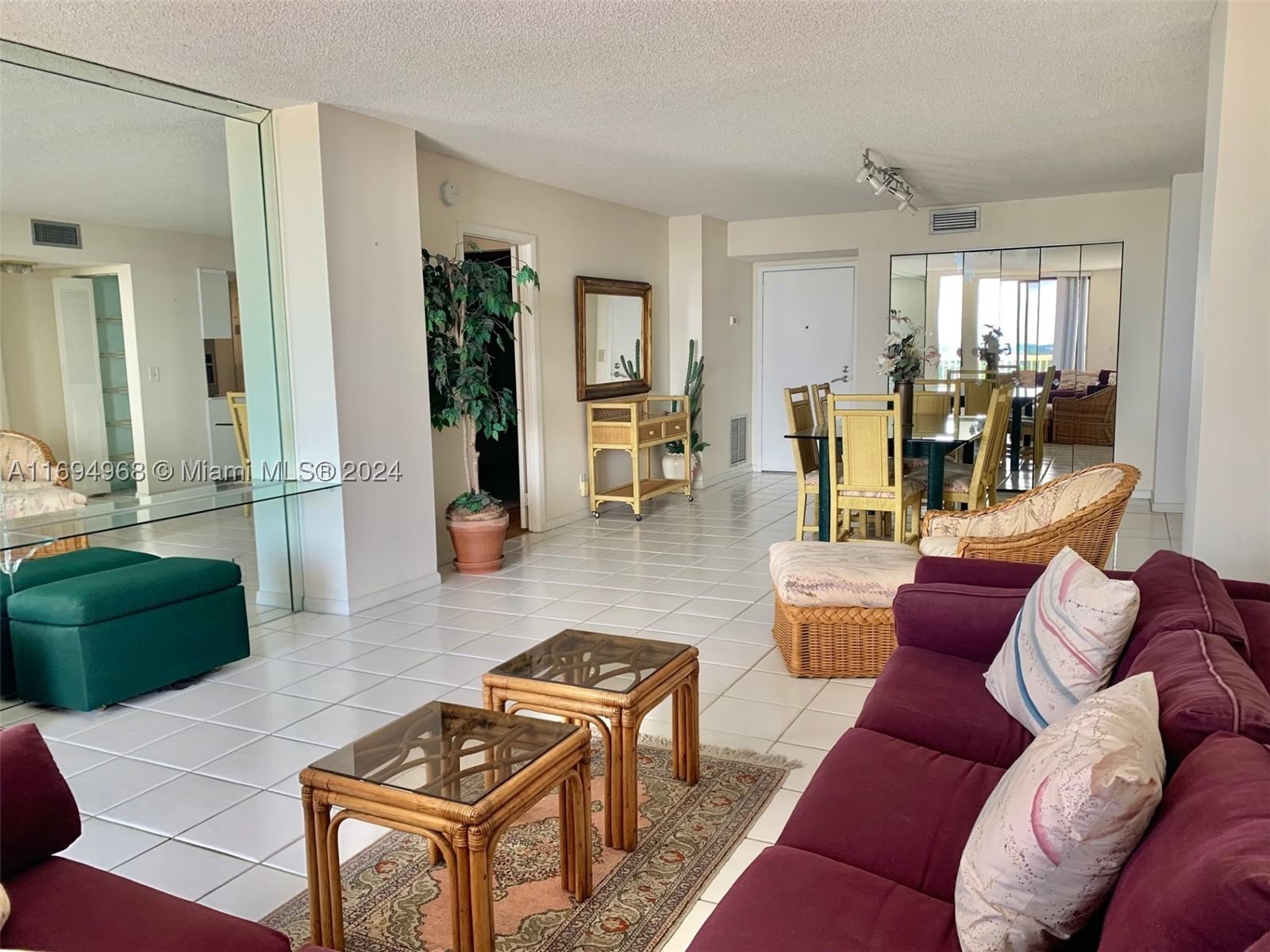 Real estate property located at 1500 Ocean Dr #17E, Broward, Allington Towers North Co, Hollywood, FL