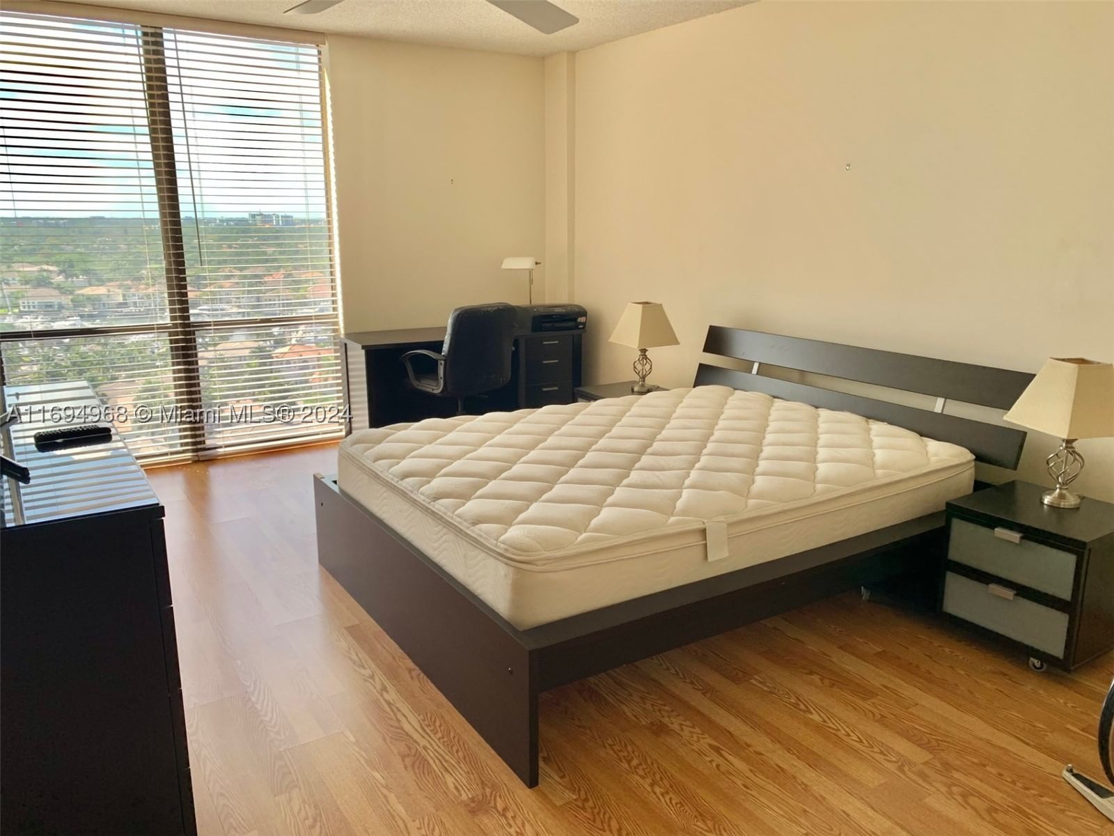Real estate property located at 1500 Ocean Dr #17E, Broward, Allington Towers North Co, Hollywood, FL