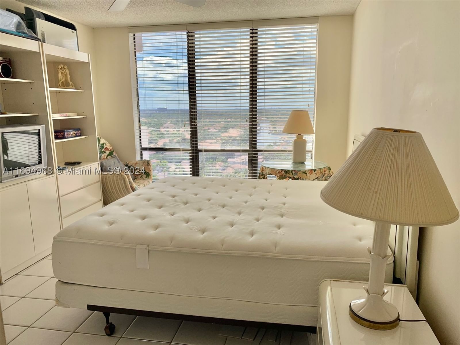 Real estate property located at 1500 Ocean Dr #17E, Broward, Allington Towers North Co, Hollywood, FL