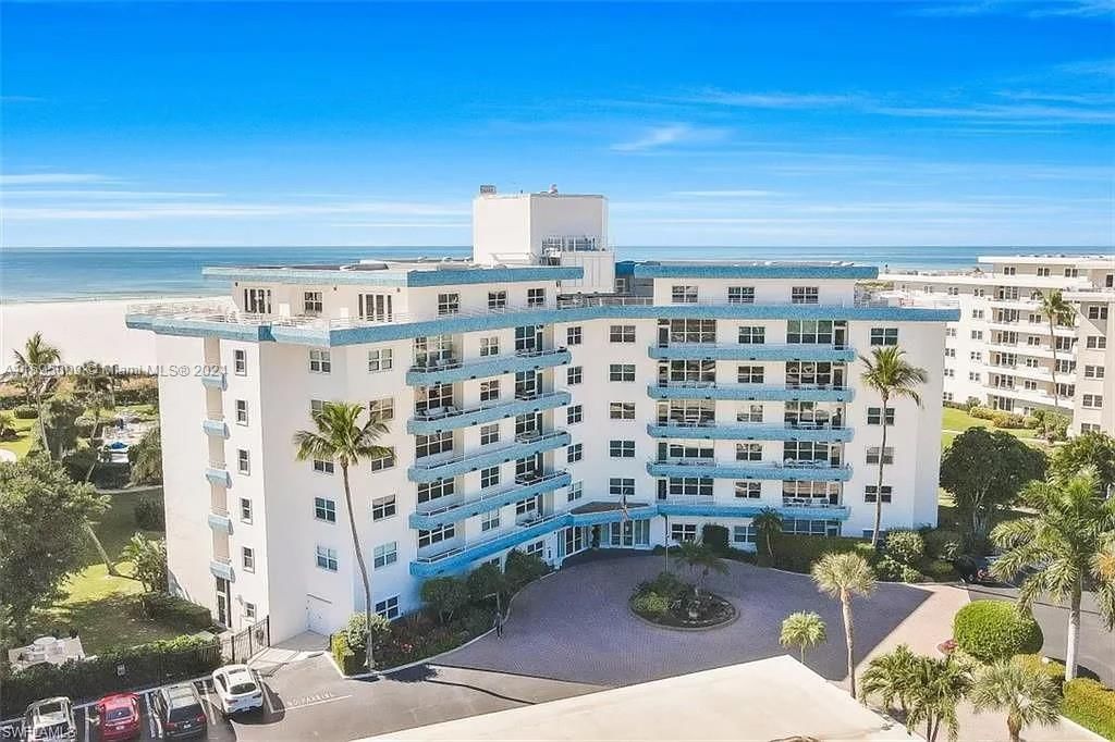 Real estate property located at 220 Seaview Ct #504, Collier, Sunset House Condominium, Marco Island, FL