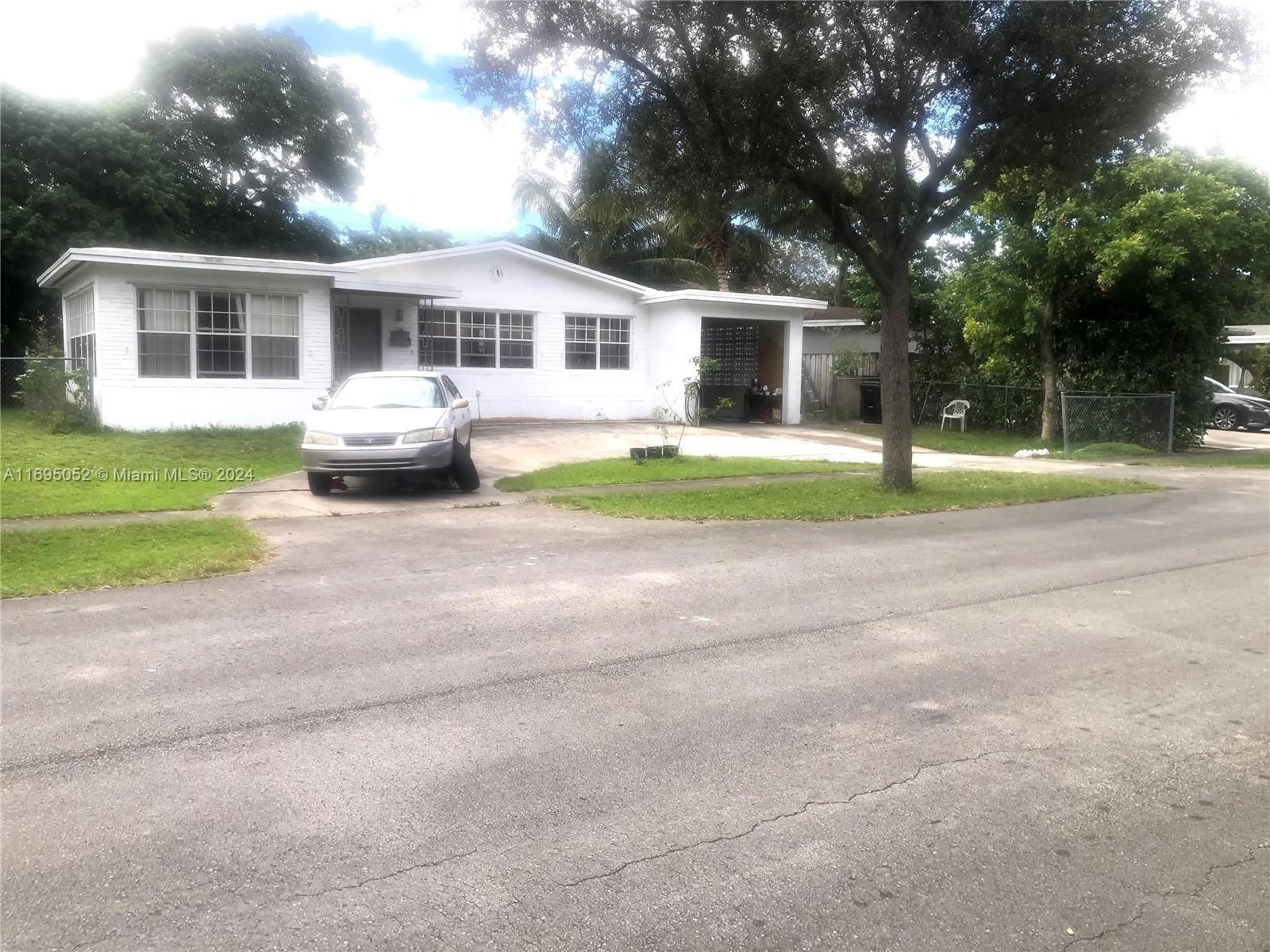 Real estate property located at 110 133rd St, Miami-Dade, BREEZESWEPT ESTATES 2ND A, North Miami, FL