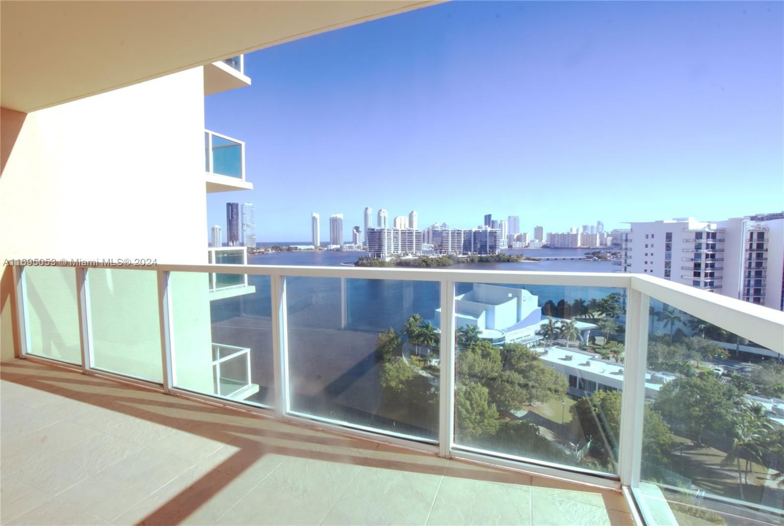 Real estate property located at 3330 190th St #1316, Miami-Dade, AVENTURA MARINA CONDO NUM, Aventura, FL