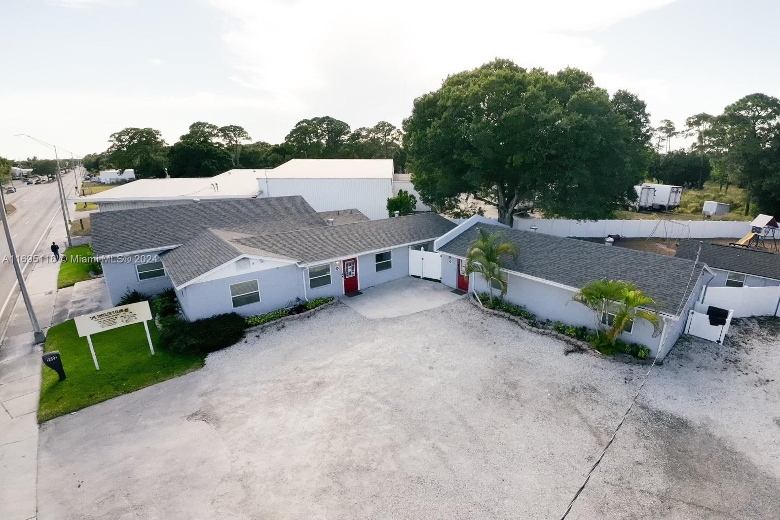 Real estate property located at 2802 Okeechobee Rd, St Lucie, Fort Pierce, FL