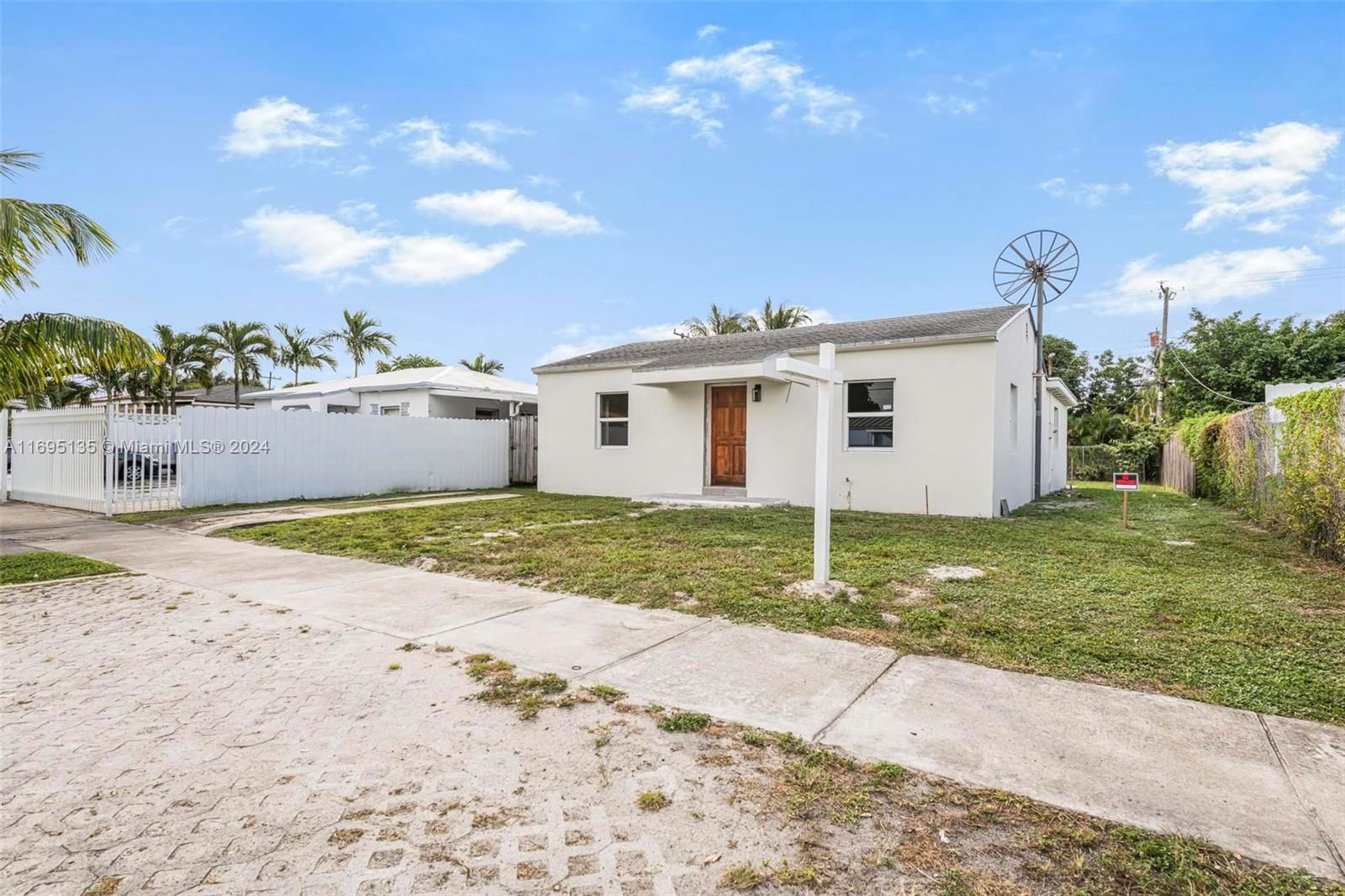 Real estate property located at 860 35th Ave, Miami-Dade, DOUGLAS 7TH COMML CENTER, Miami, FL