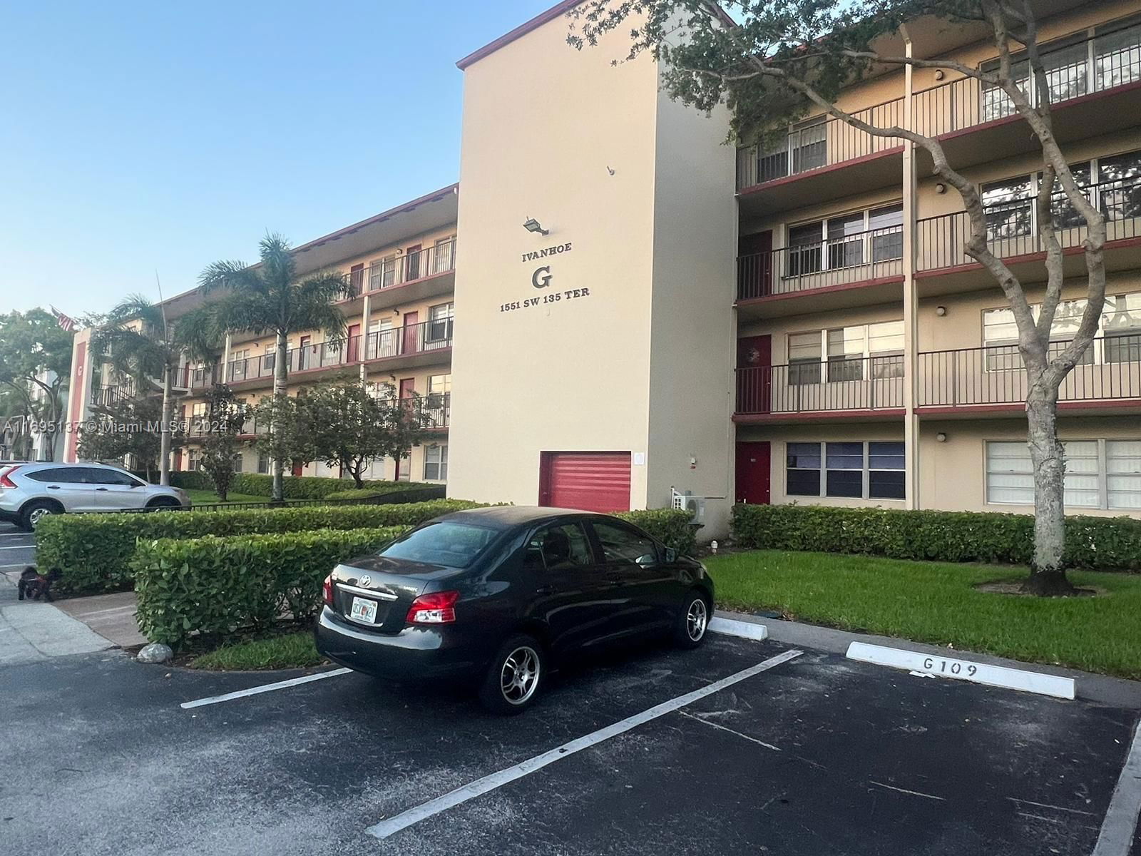 Real estate property located at 1551 135th Ter #405G, Broward, IVANHOE WEST AT CENTURY V, Pembroke Pines, FL