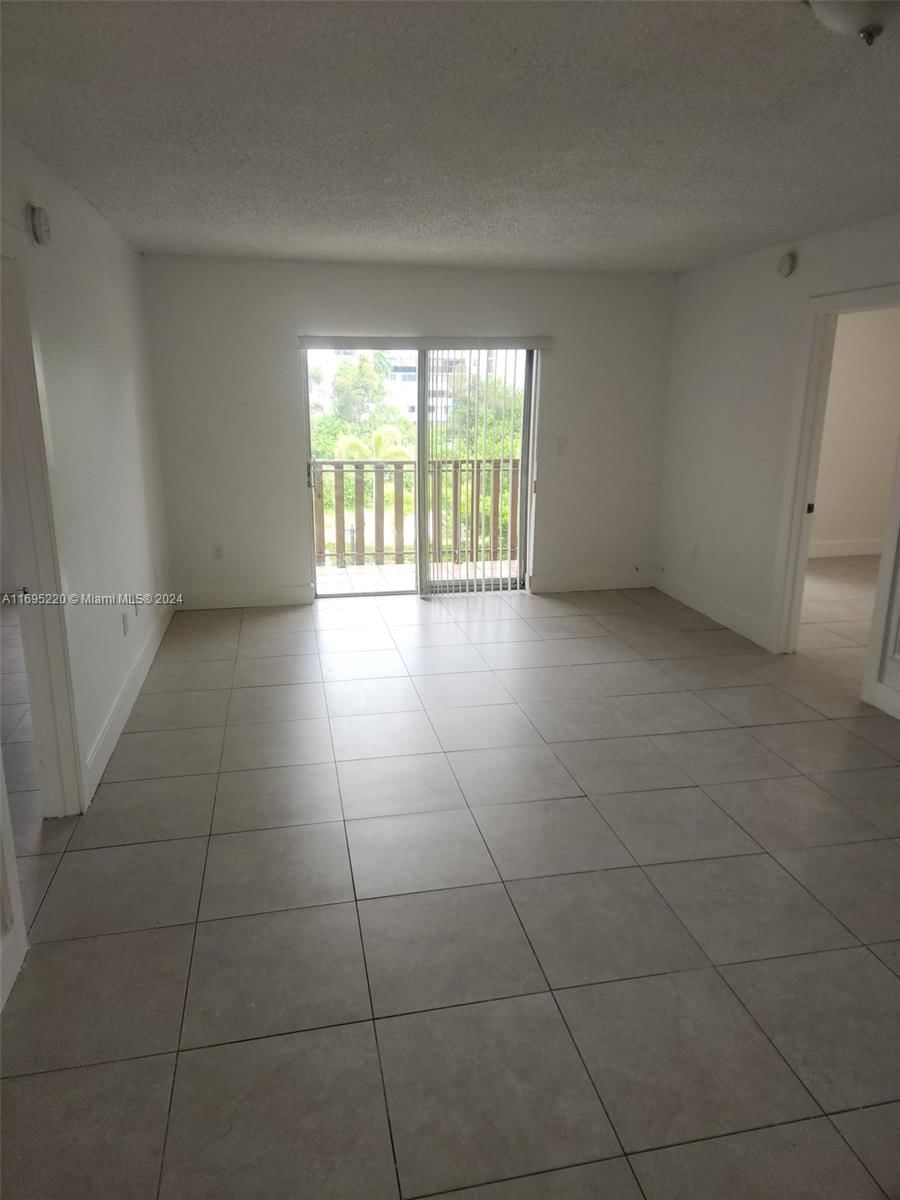 Real estate property located at 4855 7th St #401-6, Miami-Dade, SUNSET VILLAS PHASE II CO, Miami, FL