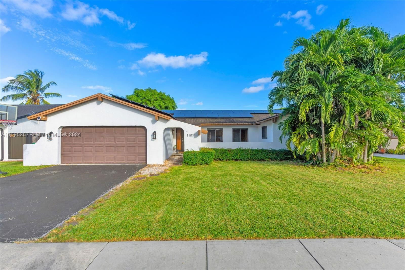 Real estate property located at 11011 141st Ave, Miami-Dade, SHORES-CALUSA, Miami, FL