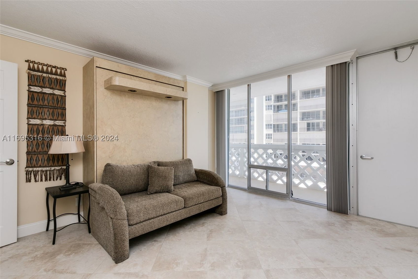 Real estate property located at 1200 Ocean Blvd #4D, Palm Beach, Cloister Beach Towers Con, Boca Raton, FL