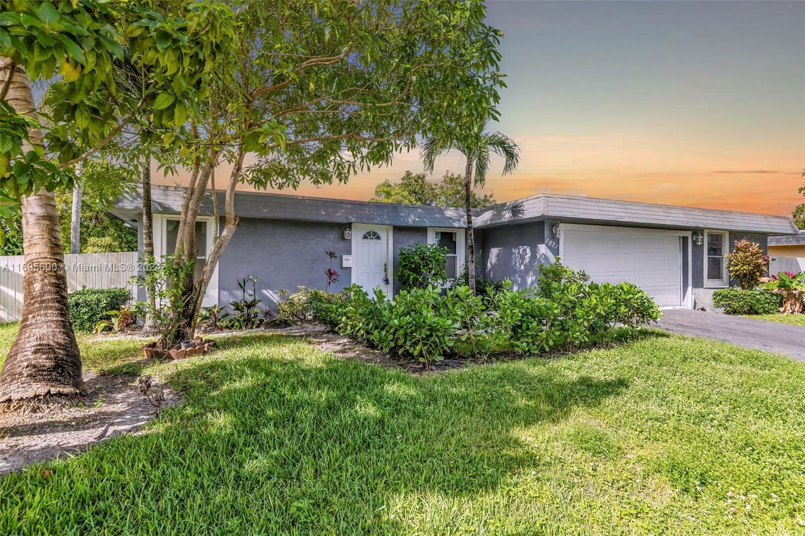 Real estate property located at 7821 68th Ave, Broward, HEATHGATE 2ND ADD, Tamarac, FL