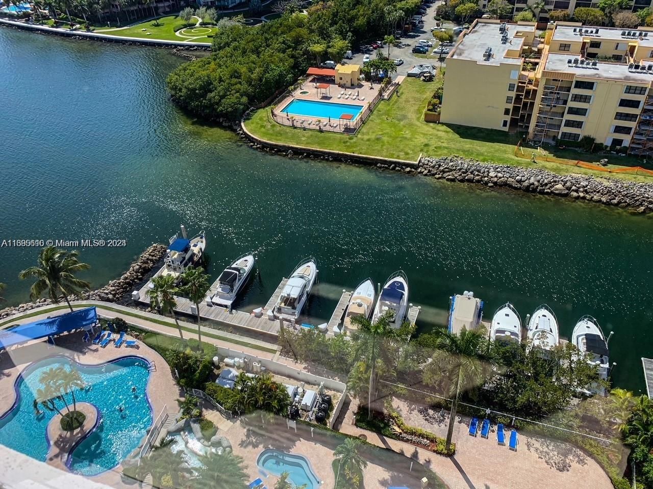 Real estate property located at 3530 Mystic Pointe Dr #1913, Miami-Dade, MYSTIC POINTE TOWER 500 C, Aventura, FL