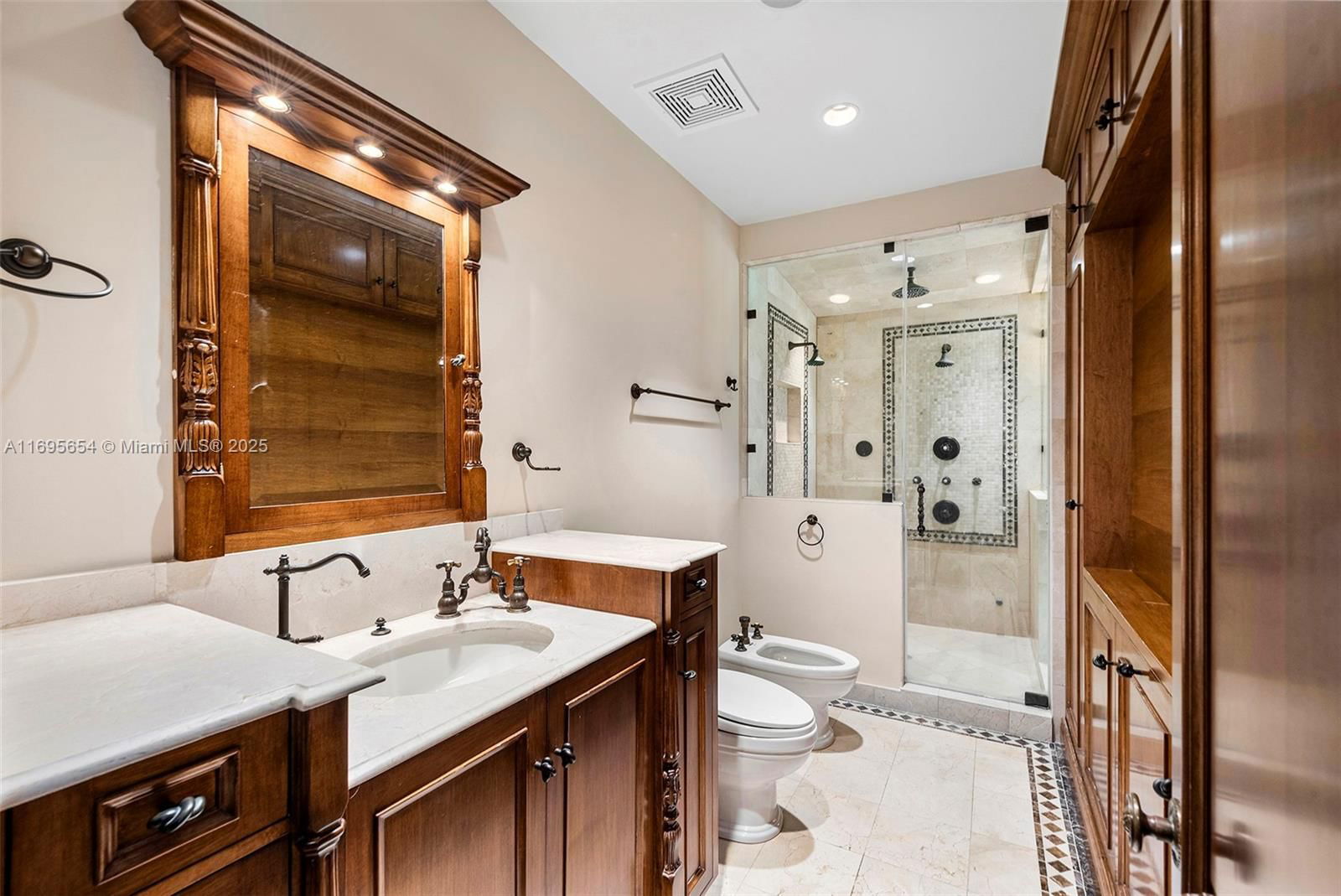 Real estate property located at 13671 Deering Bay Dr, Miami-dade, Deering Bay Estates, Coral Gables, FL
