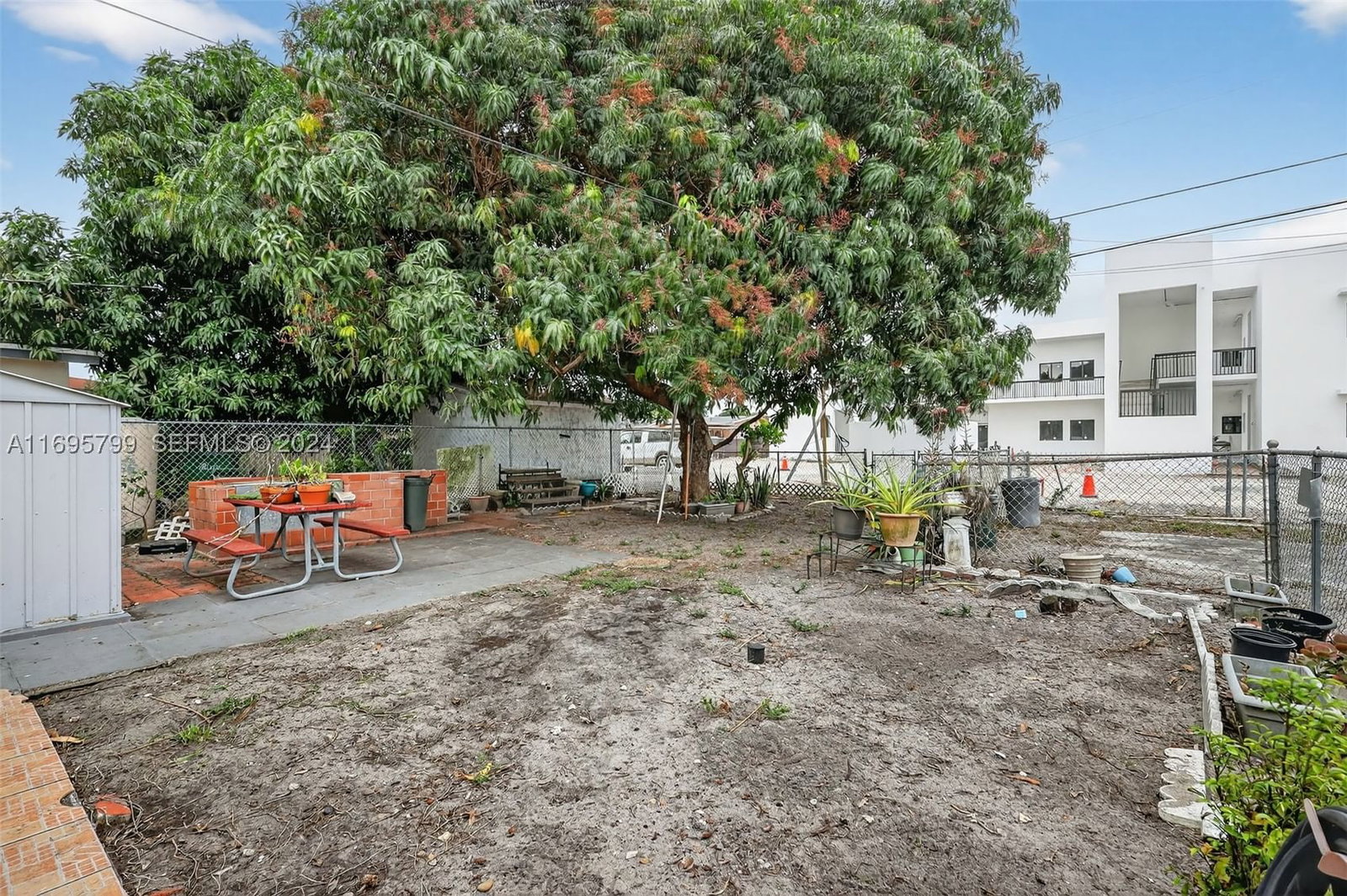 Real estate property located at 500 30th St, Miami-dade, Hialeah 13th Addn Amd Pl, Hialeah, FL