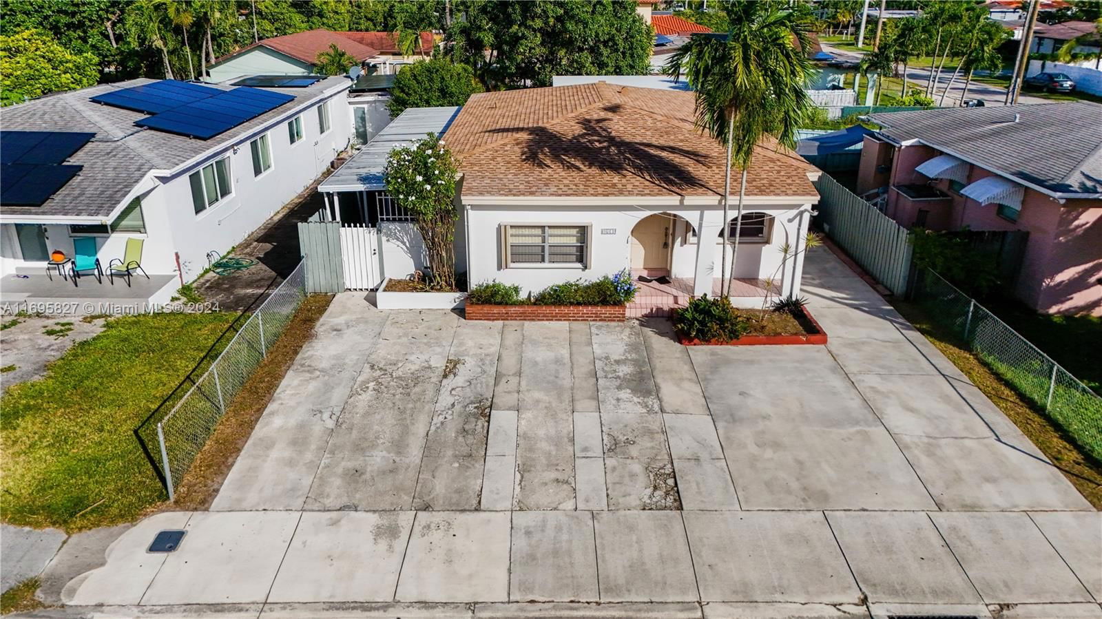 Real estate property located at 3041 67th Ave, Miami-Dade, CORAL VILLAS REV, Miami, FL