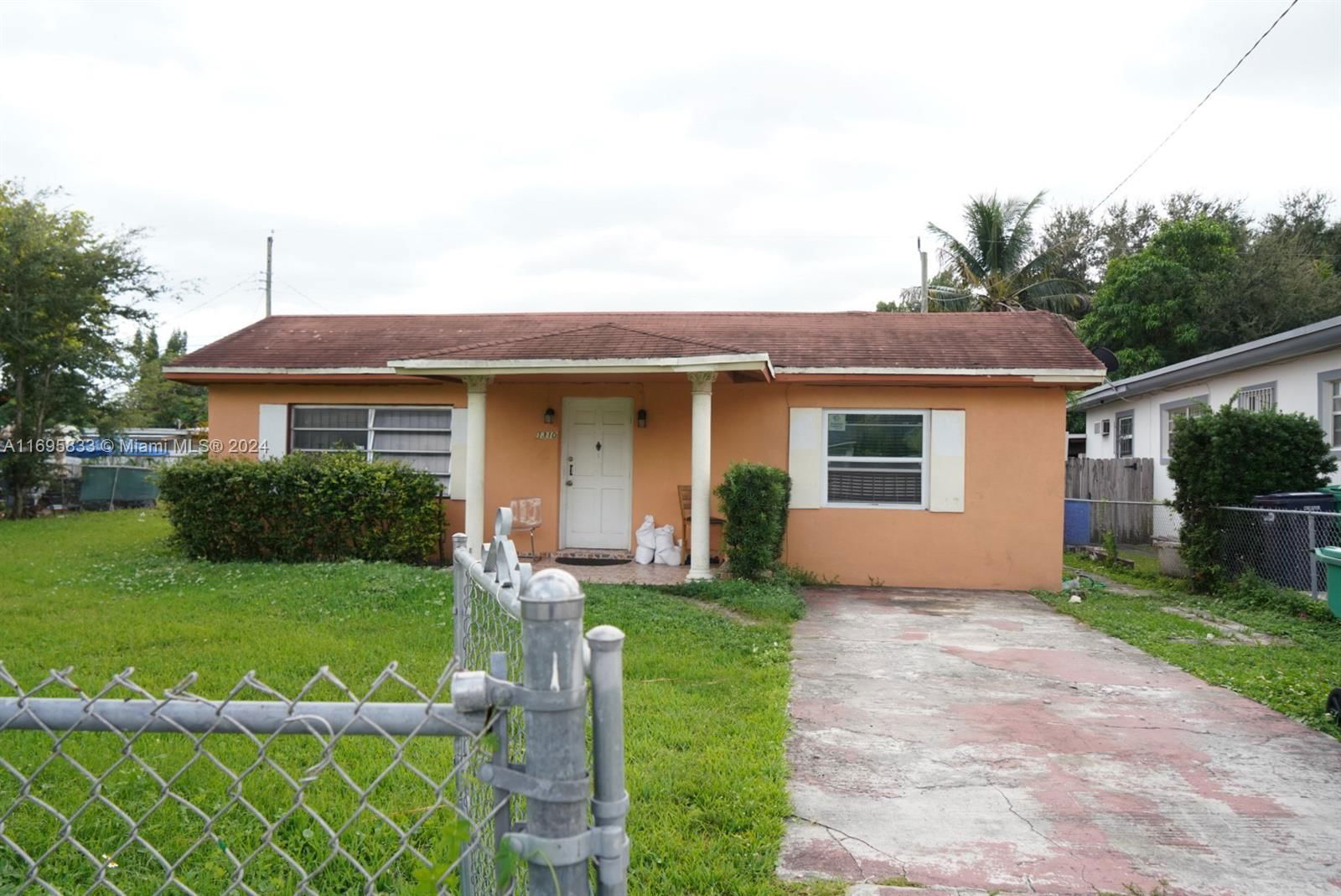 Real estate property located at 1310 102nd St, Miami-Dade, WEST SILVER CREST, Miami, FL