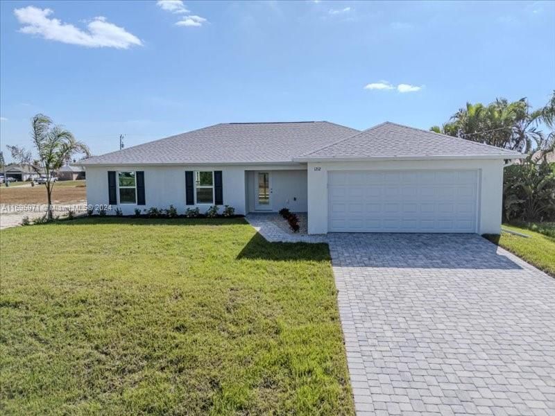 Real estate property located at 1212 NW 17th ST, Lee, Cape Coral, Cape Coral, FL