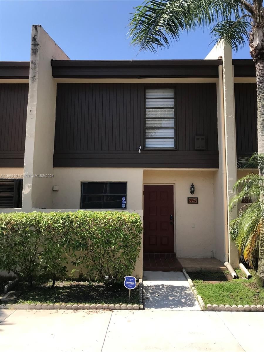 Real estate property located at 9948 10th St #6, Broward, WESTVIEW CONDOMINIUM NO S, Pembroke Pines, FL