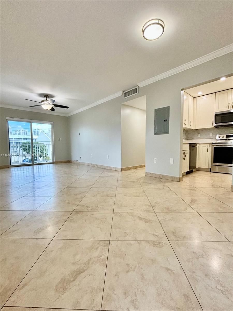 Real estate property located at 3536 168th St #201, Miami-Dade, VENICE ISLE CONDO, North Miami Beach, FL