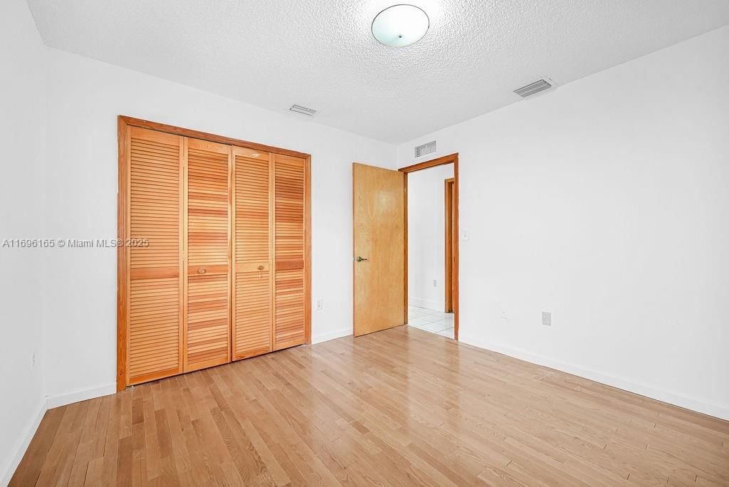 Real estate property located at 15363 42nd Ter, Miami-dade, C-west Lakes Of The Meado, Miami, FL