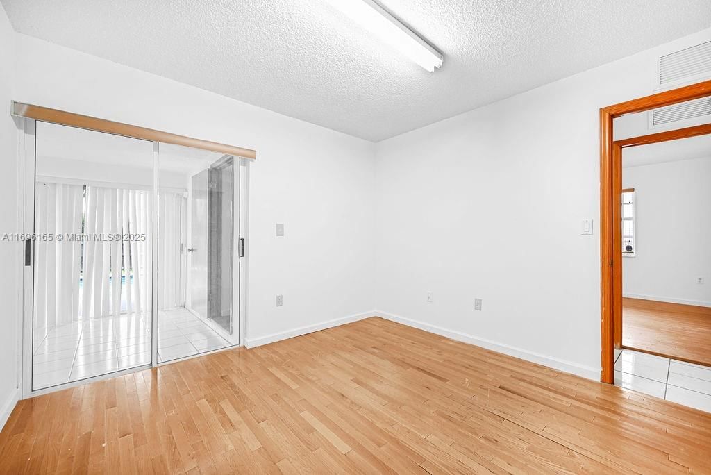 Real estate property located at 15363 42nd Ter, Miami-dade, C-west Lakes Of The Meado, Miami, FL
