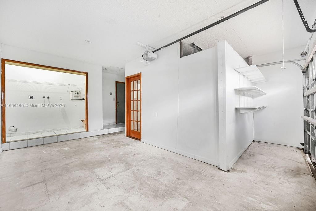 Real estate property located at 15363 42nd Ter, Miami-dade, C-west Lakes Of The Meado, Miami, FL