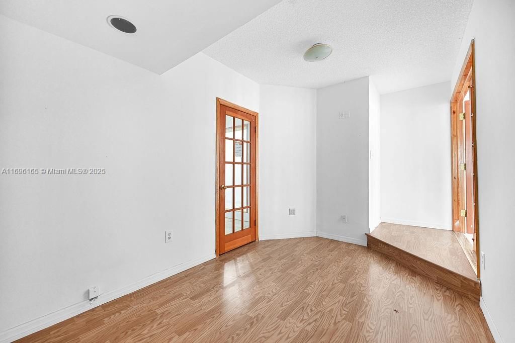 Real estate property located at 15363 42nd Ter, Miami-dade, C-west Lakes Of The Meado, Miami, FL