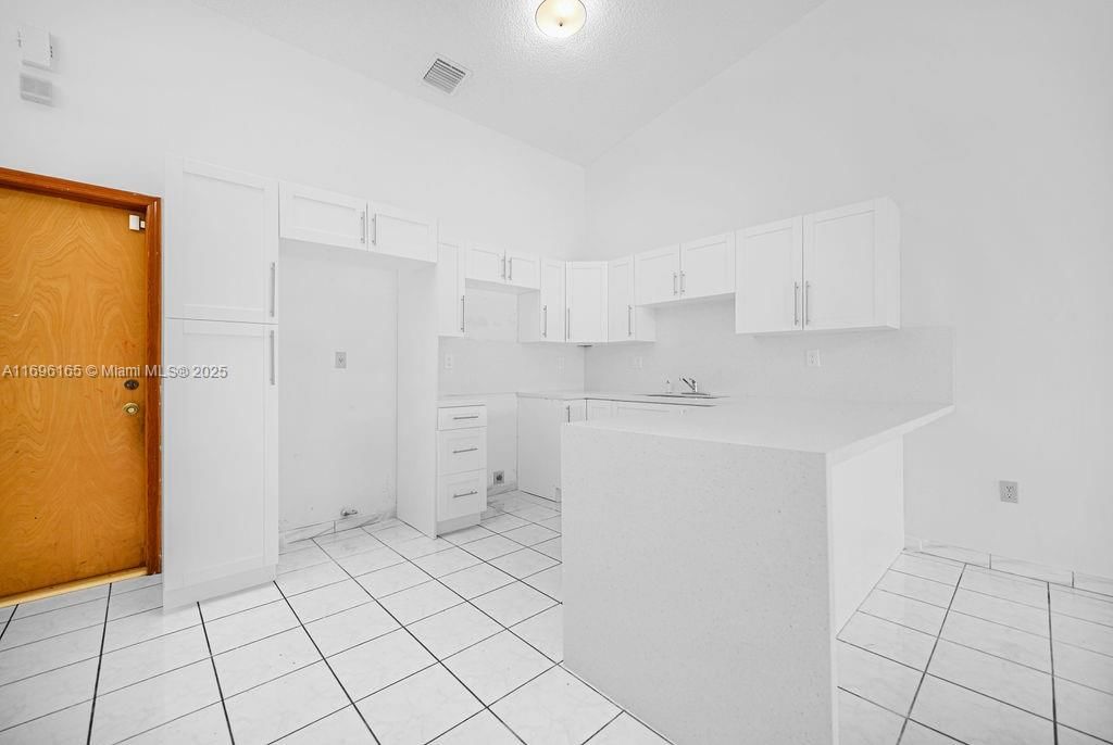 Real estate property located at 15363 42nd Ter, Miami-dade, C-west Lakes Of The Meado, Miami, FL