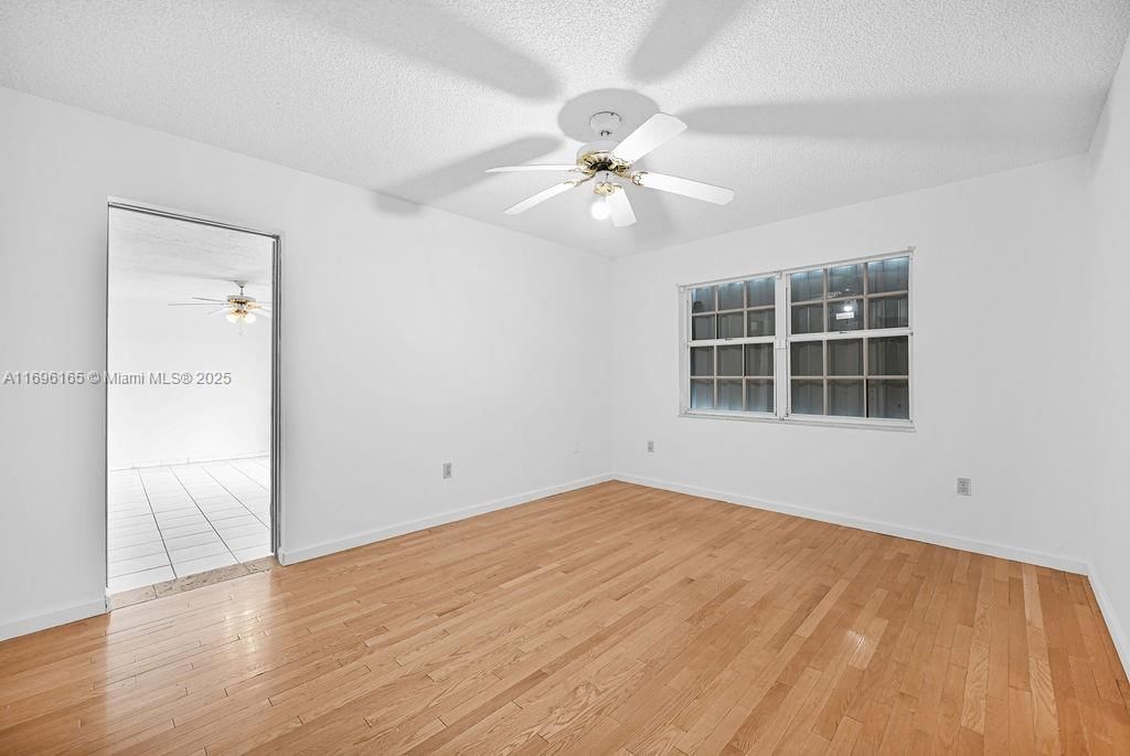 Real estate property located at 15363 42nd Ter, Miami-dade, C-west Lakes Of The Meado, Miami, FL